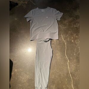 Figs Dark Sage Scrub set